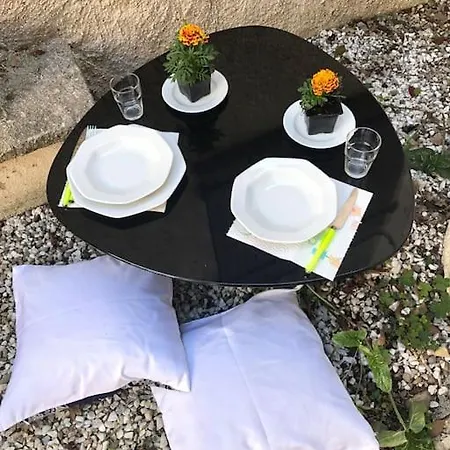 Proche Plages Juan Les Pins Petit Dans